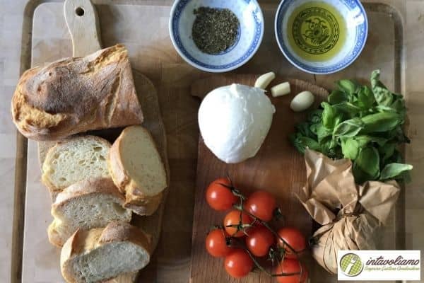 ingredienti bruschetta pomododoro mozzarella