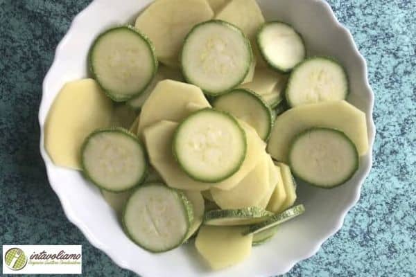 zucchine patate tagliati