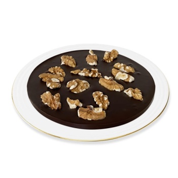 Dark chocolate cake and walnuts
