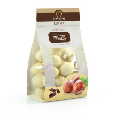 Hazelnut and white dragèes